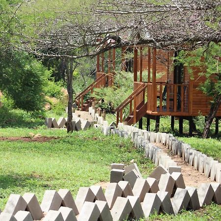 Igula Lodge Mkuze Bagian luar foto